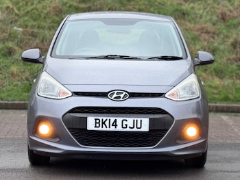 Used Hyundai i10 2014 for sale - 77548400: Photo