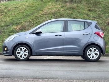 Used Hyundai i10 2014 for sale - 77548400: Photo