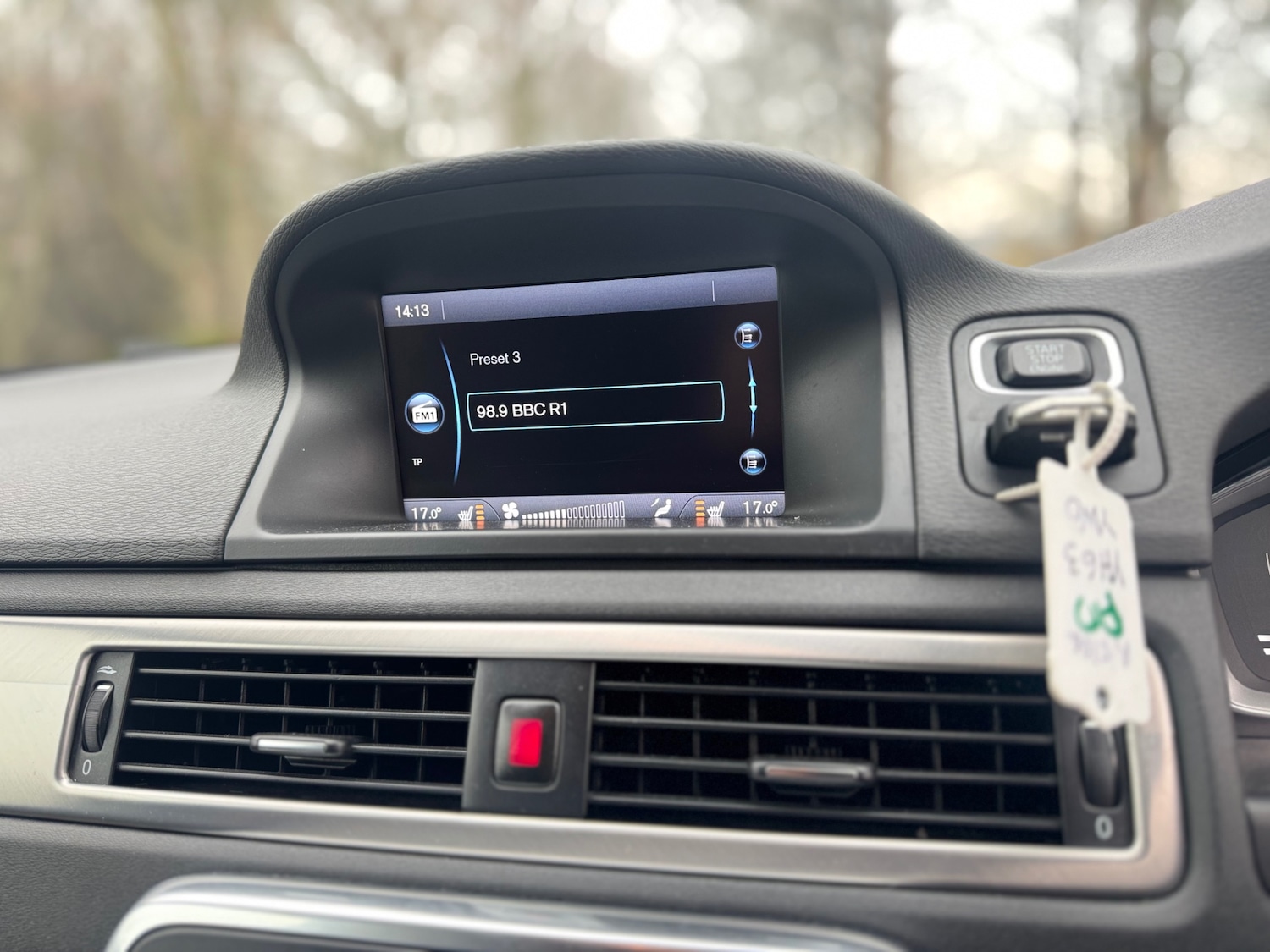 Used Volvo V70 2013 for sale - 77160819: Photo 16