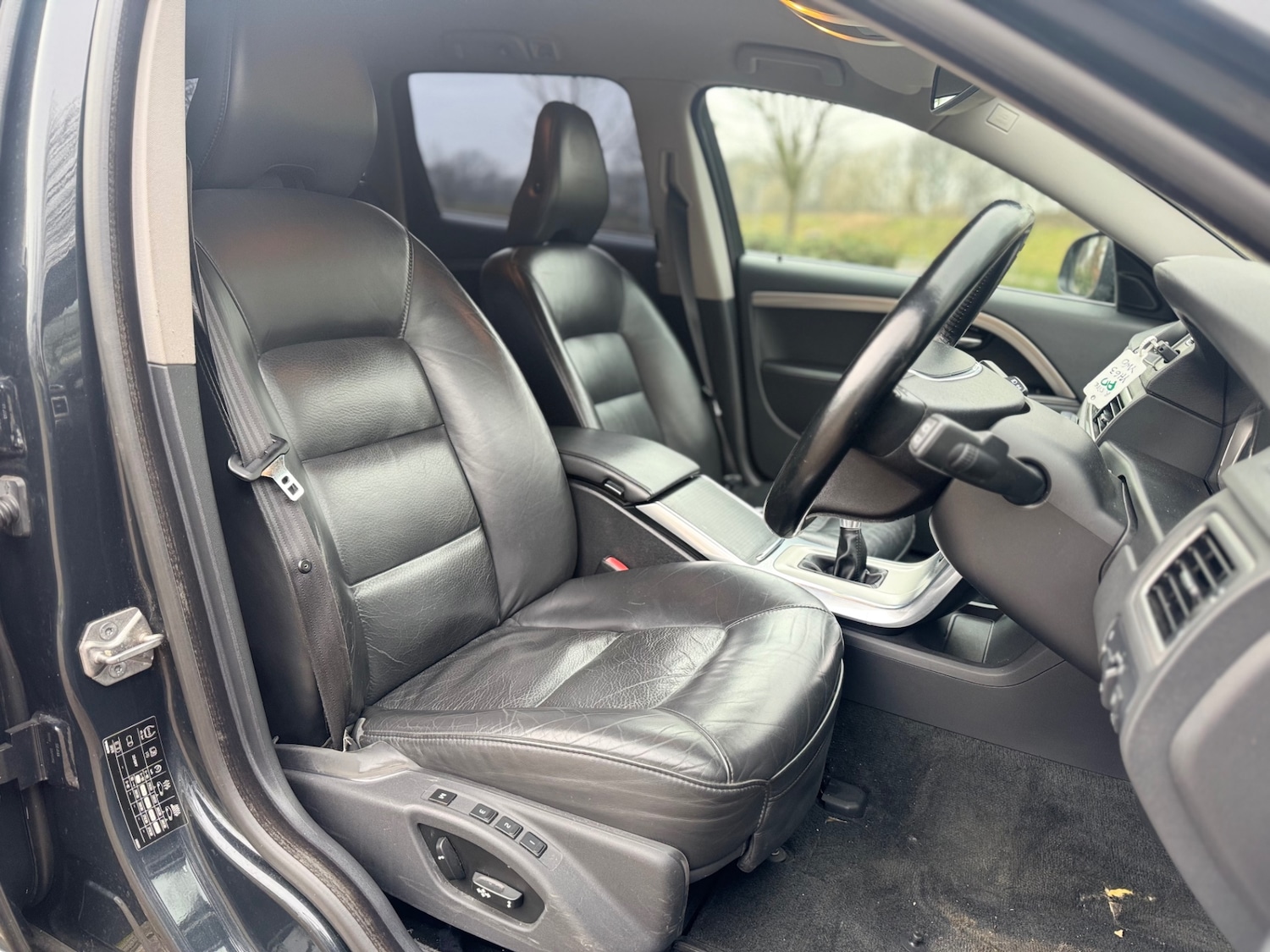 Used Volvo V70 2013 for sale - 77160819: Photo 19