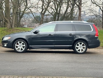 Used Volvo V70 2013 for sale - 77160819: Photo
