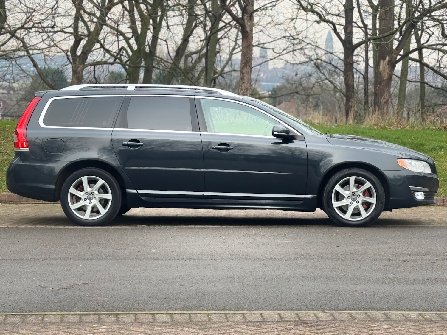 Used Volvo V70 2013 for sale - 77160819: Photo 5