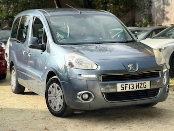 Used Peugeot Partner Tepee 2013 for sale - 76369530: Photo