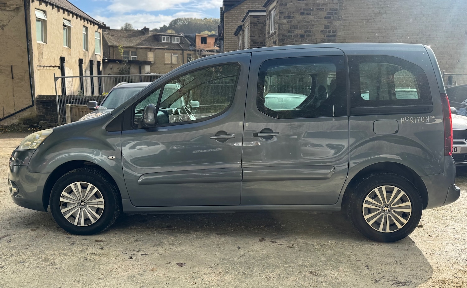 Used Peugeot Partner Tepee 2013 for sale - 76369530: Photo 7
