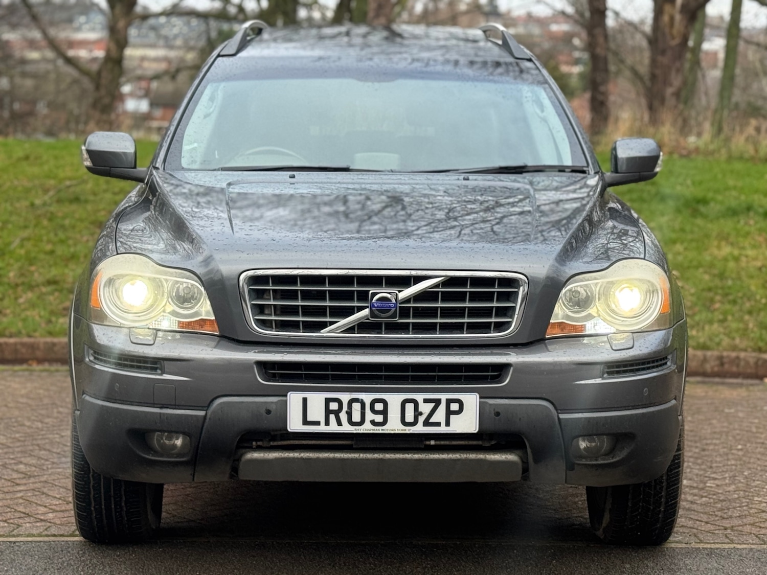 Used Volvo XC90 2009 for sale - 77159759: Photo 2