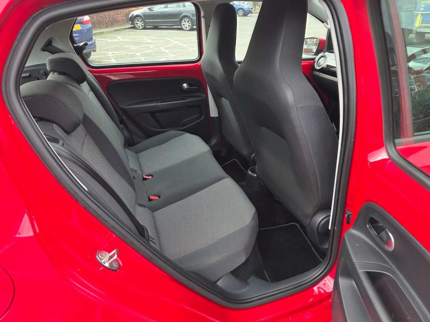 Used Volkswagen up! 2014 for sale - 77766812: Photo 17