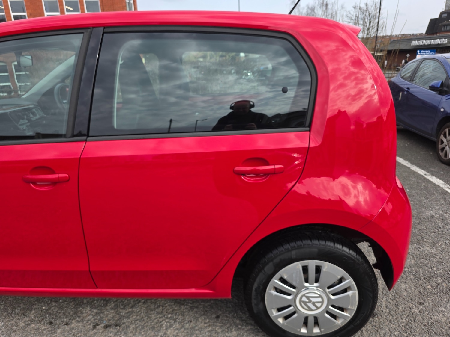 Used Volkswagen up! 2014 for sale - 77766812: Photo 26