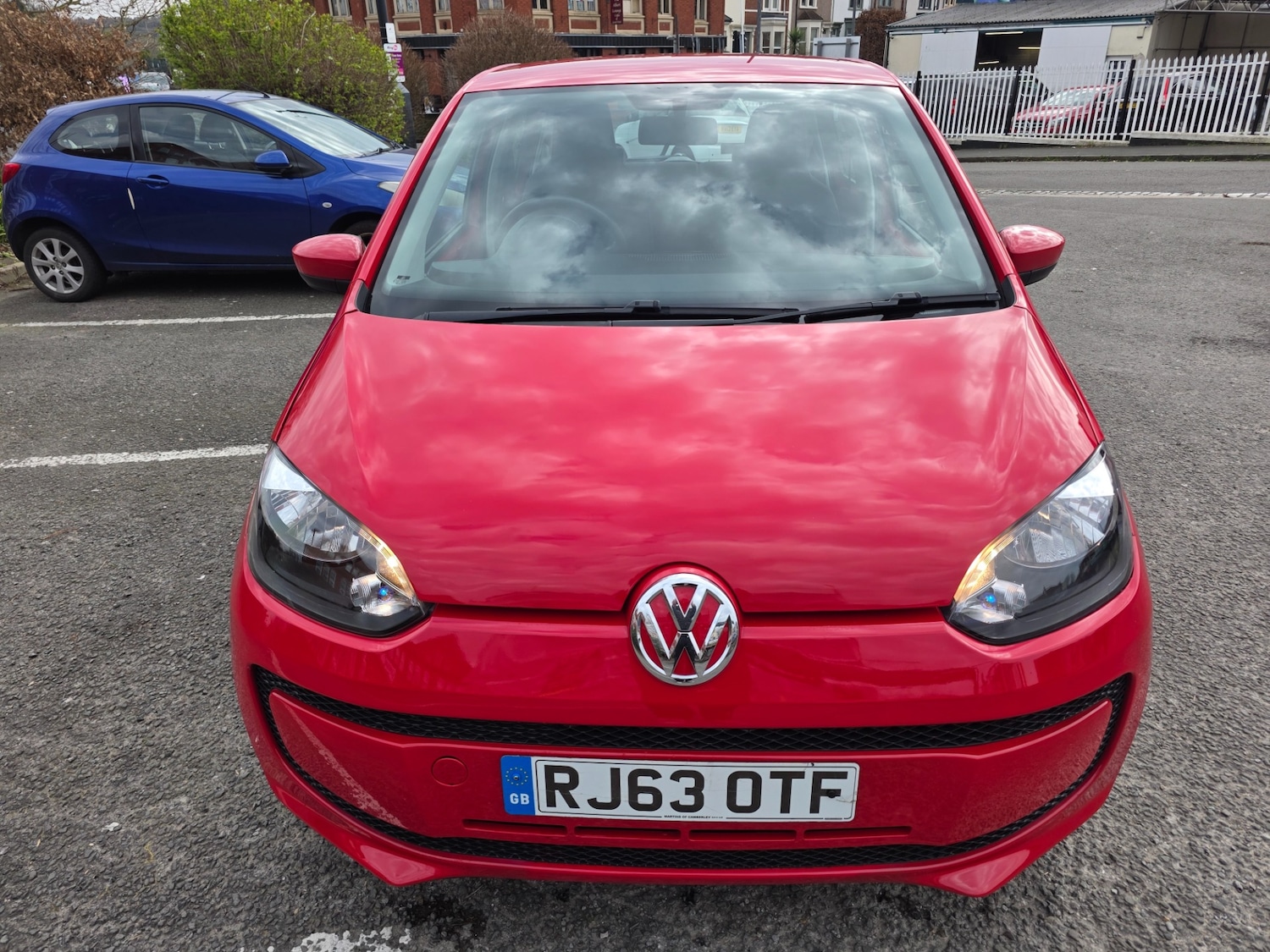 Used Volkswagen up! 2014 for sale - 77766812: Photo 3
