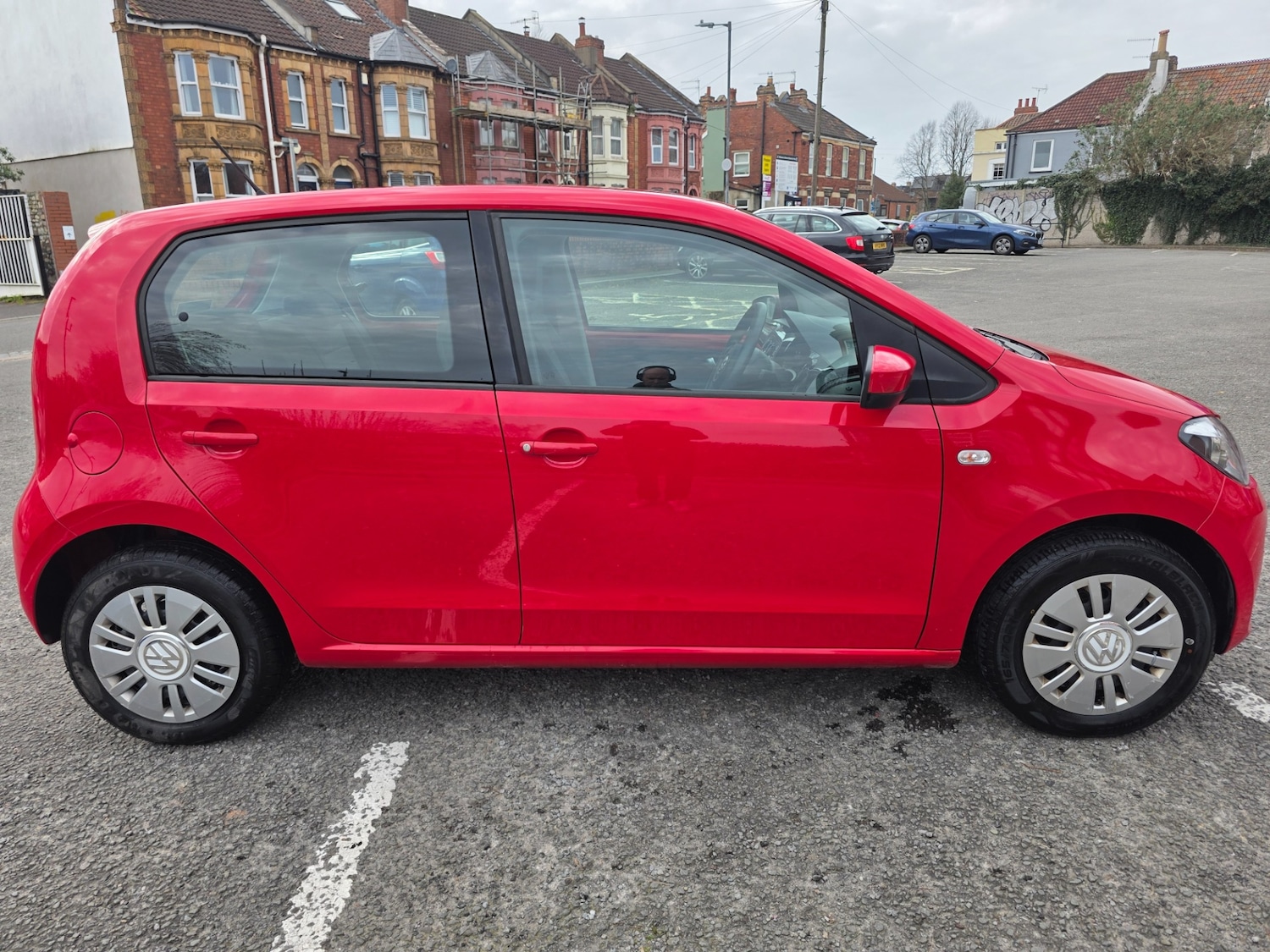 Used Volkswagen up! 2014 for sale - 77766812: Photo 4