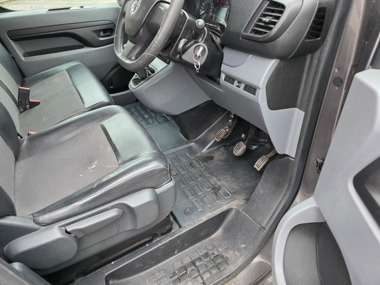 Used Vauxhall Vivaro 2019 for sale - 77782090: Photo 11