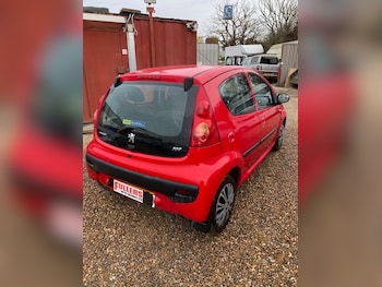 Used Peugeot 107 2011 for sale - 76969815: Photo