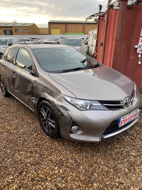 Used Toyota Auris 2015 for sale - 76832070: Photo 1