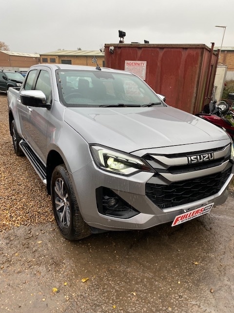 Used Isuzu D-Max 2024 for sale - 76809442: Photo 1