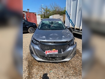 Used Peugeot 2008 2021 for sale - 78391093: Photo