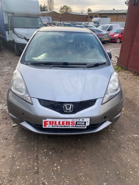 Used Honda Jazz 2010 for sale - 76626580: Photo 2
