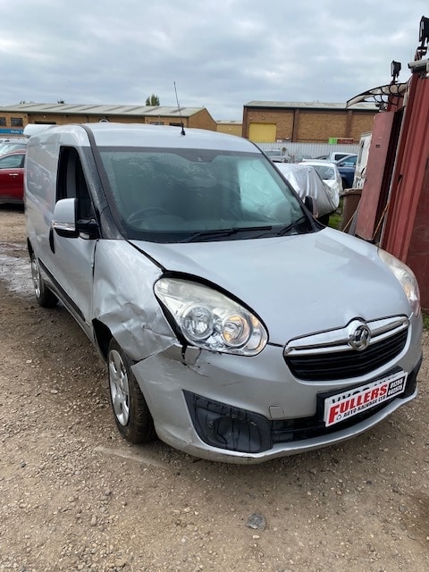 Used Vauxhall Combo 2016 for sale - 76252294: Photo 3