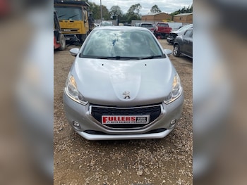 Used Peugeot 208 2014 for sale - 75617155: Photo