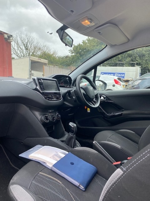 Used Peugeot 208 2014 for sale - 75617155: Photo 7