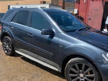 2011 (11) - ML300 CDI BlueEFFICIENCY Grand Edition 5dr TipAuto SALVAGE ENGINE FAULT