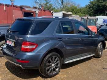 Used Mercedes-Benz M-Class 2011 for sale - 74928333: Photo