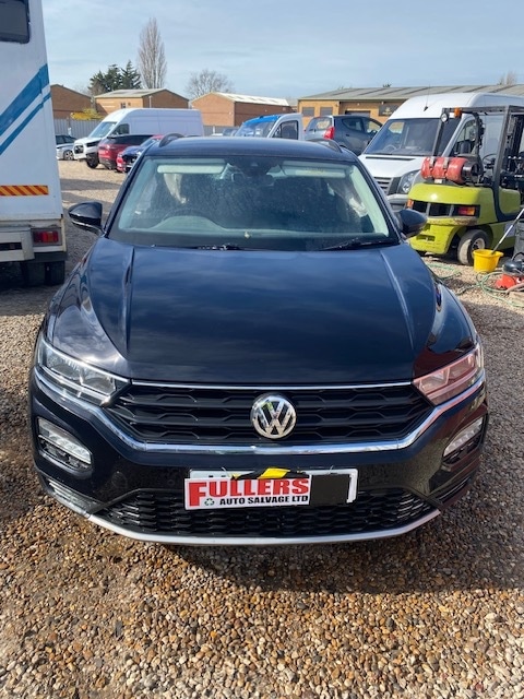 Used Volkswagen T-Roc 2018 for sale - 78038863: Photo 2