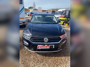 Used Volkswagen T-Roc 2018 for sale - 78038863: Photo