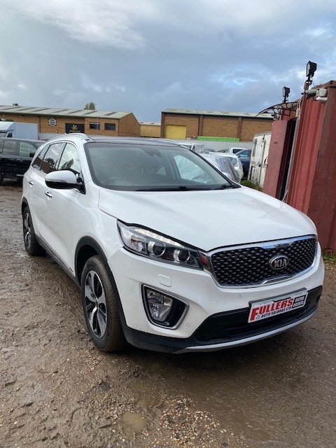 Used Kia Sorento 2015 for sale - 76320640: Photo 1