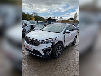 Used Kia Sorento 2015 for sale - 76320640: Photo