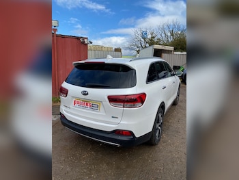 Used Kia Sorento 2015 for sale - 76320640: Photo