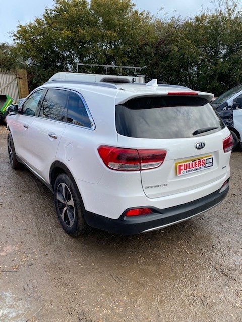 Used Kia Sorento 2015 for sale - 76320640: Photo 4