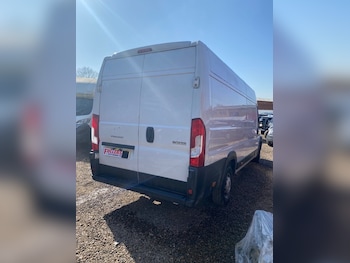 Used Peugeot Boxer 2023 for sale - 77759618: Photo