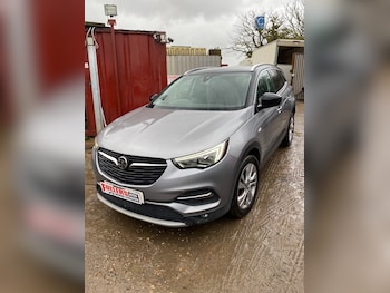 Vauxhall - Grandland X