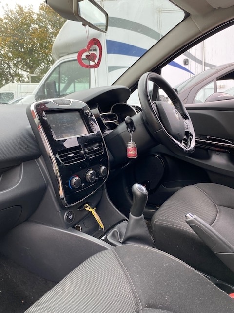 Used Renault Clio 2013 for sale - 76450039: Photo 6