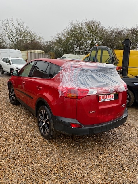 Used Toyota RAV4 2015 for sale - 77403875: Photo 4