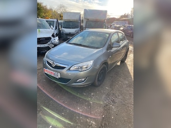 Vauxhall - Astra