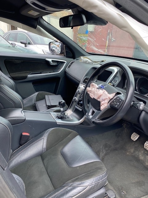 Used Volvo XC60 2015 for sale - 75271605: Photo 6