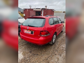 Used Volkswagen Golf 2011 for sale - 77998778: Photo