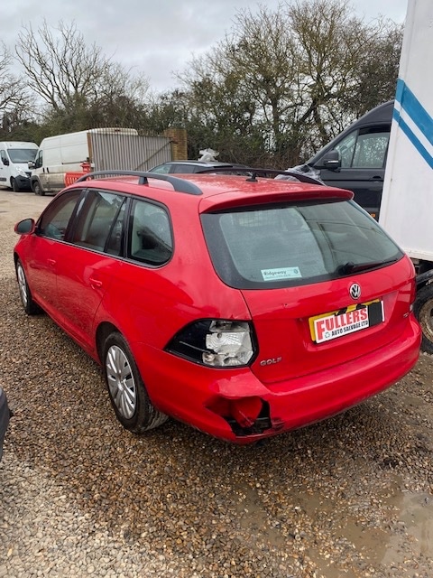 Used Volkswagen Golf 2011 for sale - 77998778: Photo 5