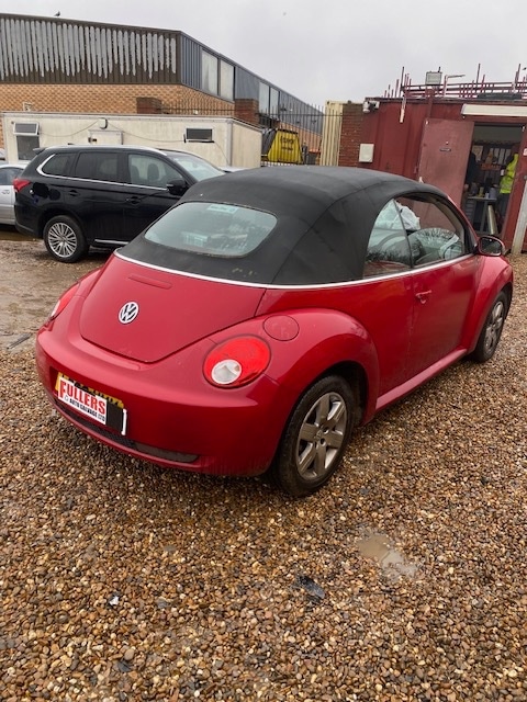 Used Volkswagen Beetle 2009 for sale - 77487074: Photo 4