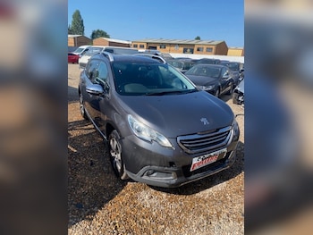 Used Peugeot 2008 2016 for sale - 79378967: Photo