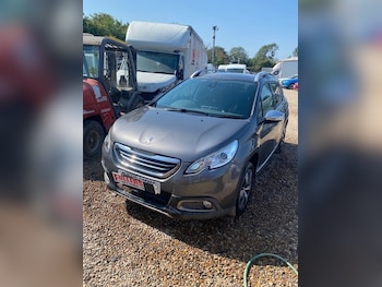 Used Peugeot 2008 2016 for sale - 79378967: Photo