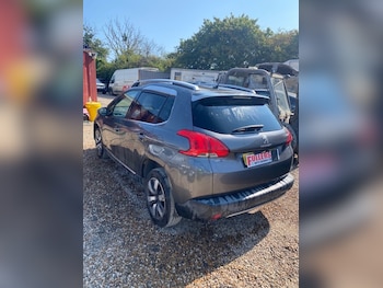 Used Peugeot 2008 2016 for sale - 79378967: Photo
