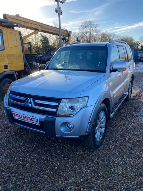 Used Mitsubishi Shogun 2010 for sale - 76829670: Photo 3