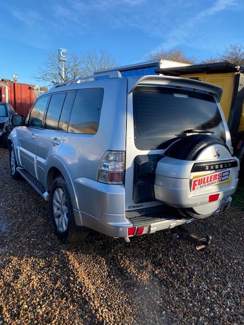 Used Mitsubishi Shogun 2010 for sale - 76829670: Photo 5