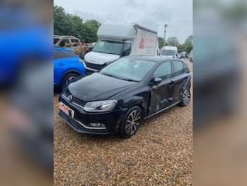 Used Volkswagen Polo 2017 for sale - 78870187: Photo