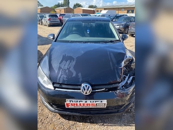 Used Volkswagen Golf 2014 for sale - 75760825: Photo