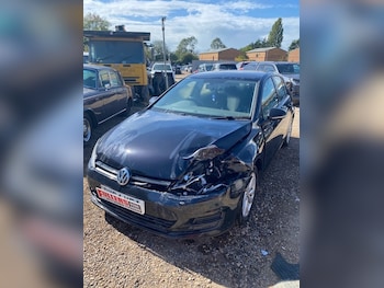 Used Volkswagen Golf 2014 for sale - 75760825: Photo