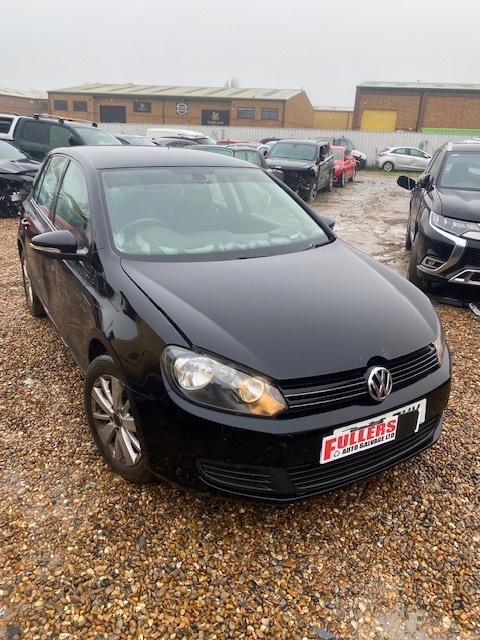 Used Volkswagen Golf 2012 for sale - 77487081: Photo 2