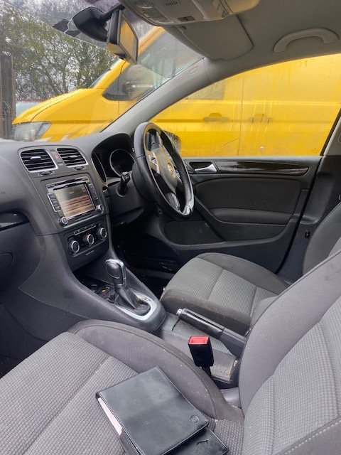 Used Volkswagen Golf 2012 for sale - 77487081: Photo 6