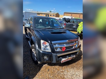 Used Isuzu Rodeo 2011 for sale - 78553115: Photo